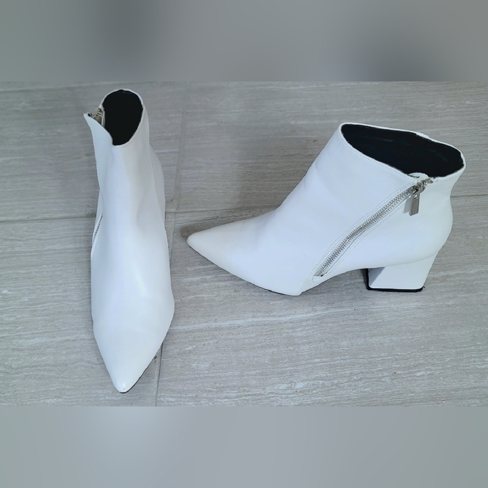 Nice White Ankle Booties